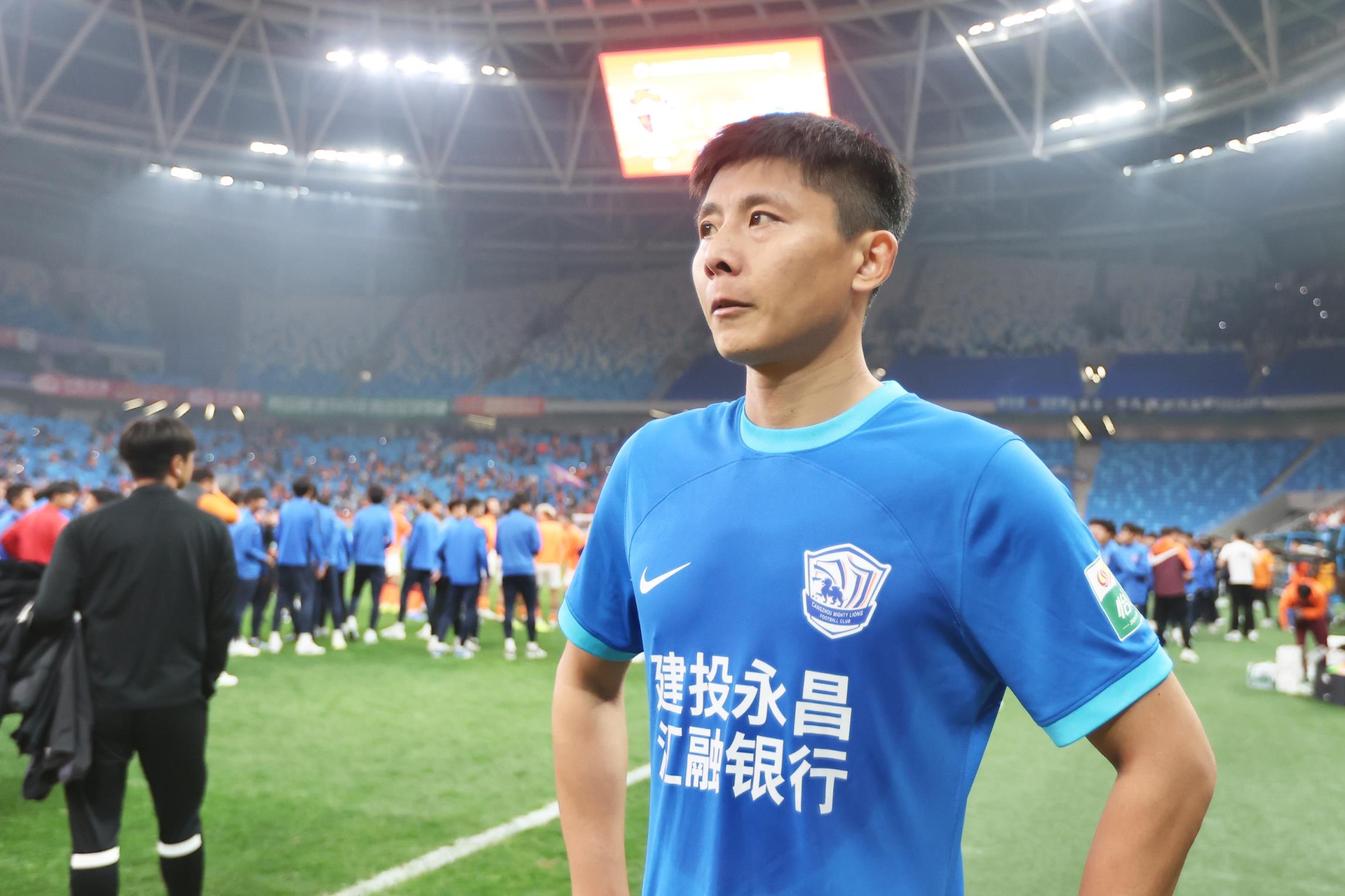 今天第5個！鄭凱木質(zhì)疑滄州：連續(xù)四年欠球員工資，還能過準(zhǔn)入？